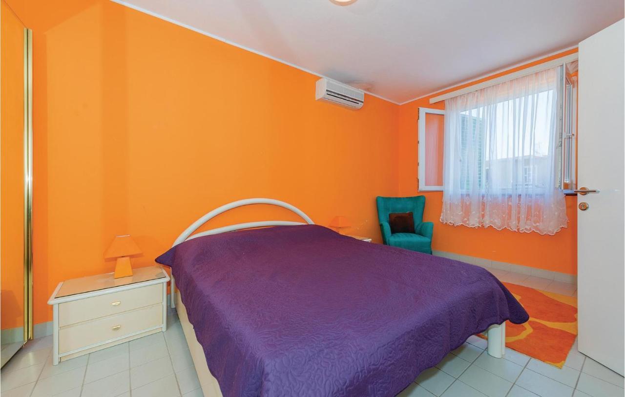Lovely Apartment In Rogoznica With Wifi Zewnętrze zdjęcie