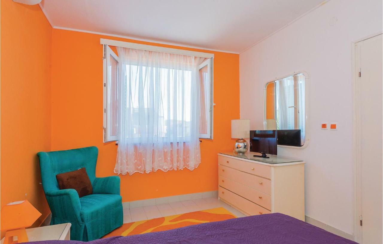 Lovely Apartment In Rogoznica With Wifi Zewnętrze zdjęcie